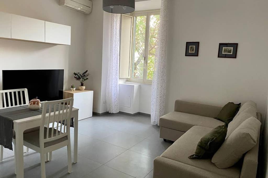 Central Modern Apartment Rome -Locazione Turistica- エクステリア 写真