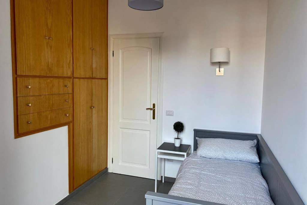 Central Modern Apartment Rome -Locazione Turistica- エクステリア 写真